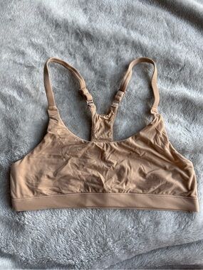 SKIMS NWOT Fits Everybody Scoop Beige Racerback Bra - S